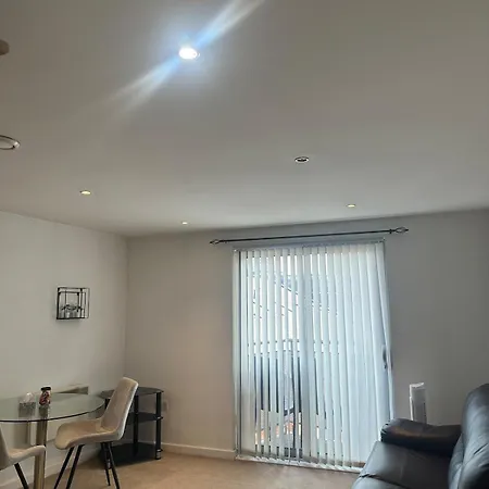 Cosy Waterfront Apartment Leeds (West Yorkshire)
